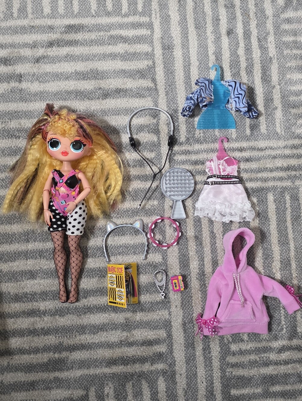 LOL Surprise Pop B.B. Fashion Remix Doll Lot MGA 2019 With Accessories & Record